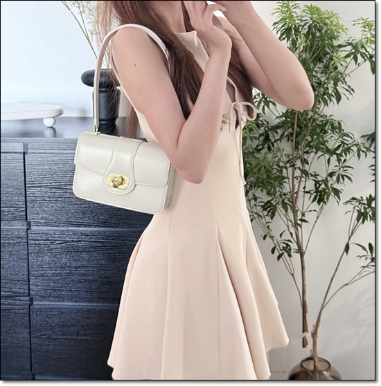 3cbf65d1bcd7df57bcdadff10edba91c_1750143152_0349.jpg