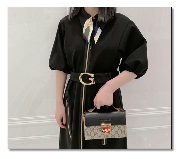 캔버스와 래더의 조합 :) 구찌 패드락 2TYPE의 mini한 bag 감상해보아요^^