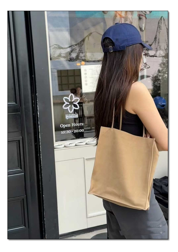 누벅백 / 더로우 토트백 Large To Go Tote / 누구나 픽하고 싶은^^