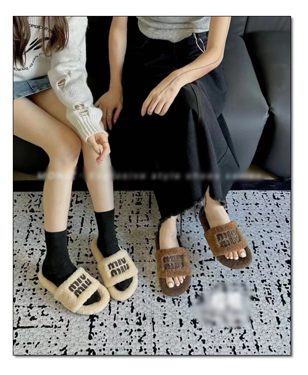 미리미리 준비 대비하기!! 미우미우 슬리퍼 큐티하면서도 따사로운 온기가 가득한!!!
